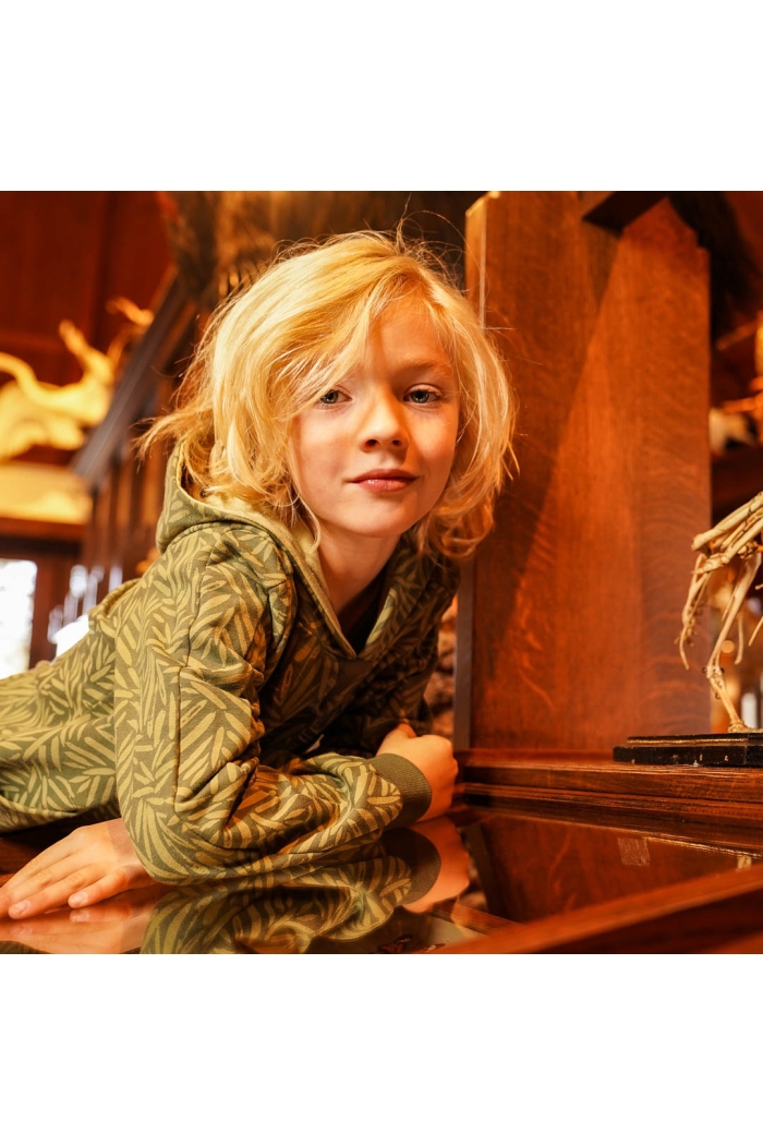 Koko Noko Ki Sweater with hood army green