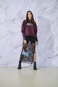 ONLY ONLBEST L/S PRINT CREW NECK SWT winetasting/art